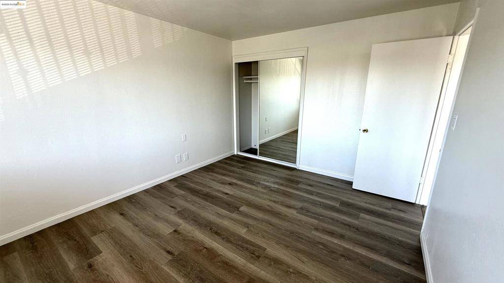 Oakland, CA 94603,10100 Walnut