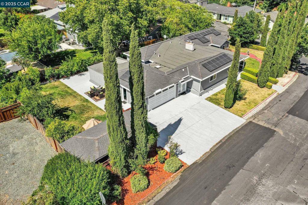 Walnut Creek, CA 94597,2401 Casa Way