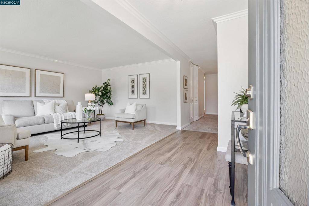 Pleasanton, CA 94566,4697 Canary Dr