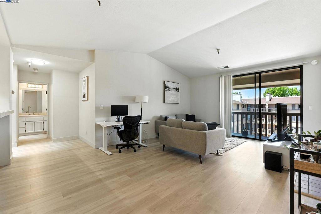 San Leandro, CA 94577,1400 Carpentier St #405