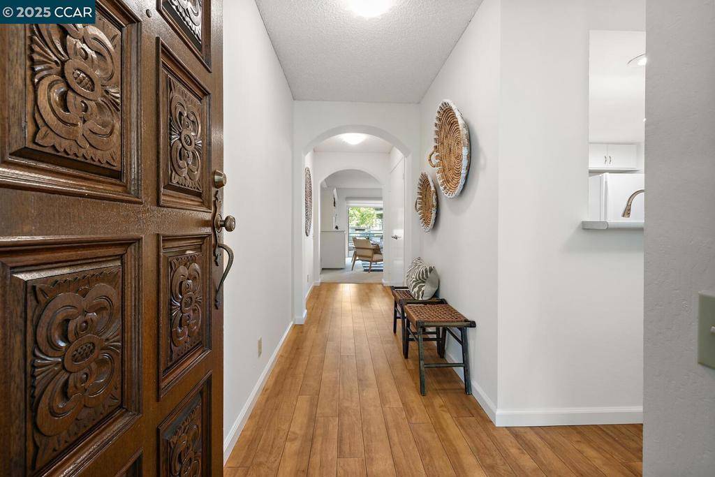 Walnut Creek, CA 94595,1501 Ptarmigan Dr #2A