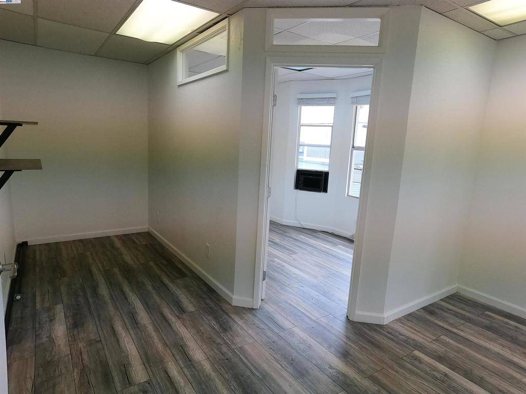 Oakland, CA 94609,4601 Telegraph Ave 206