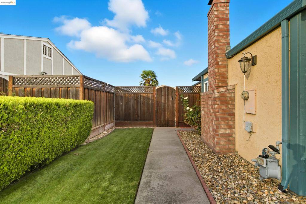 Livermore, CA 94551,2035 Monterey Dr