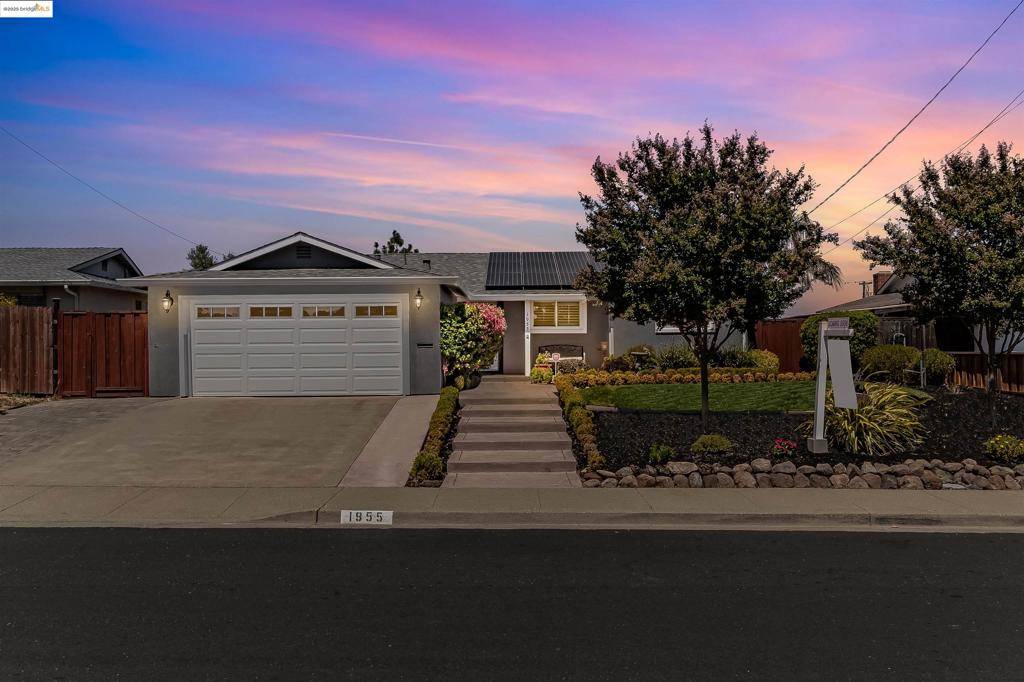 Martinez, CA 94553,1955 Sequoia Dr