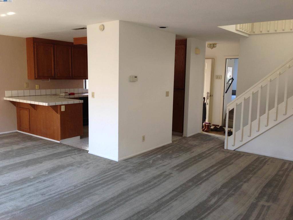 Castro Valley, CA 94552,21164 Timco Way