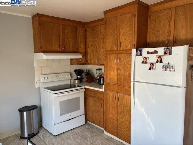 San Leandro, CA 94577,2144 Alvarado St