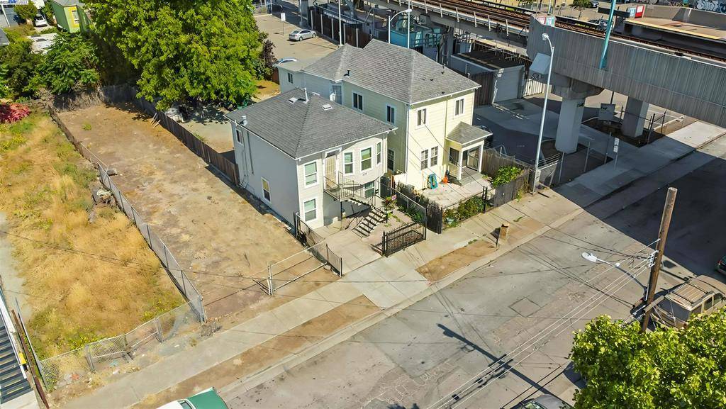 Oakland, CA 94607,537 Chester St