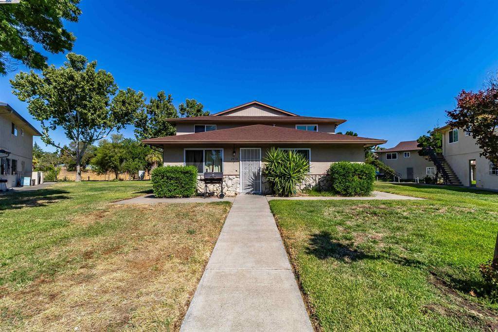 Antioch, CA 94509,2404 Lemontree #1