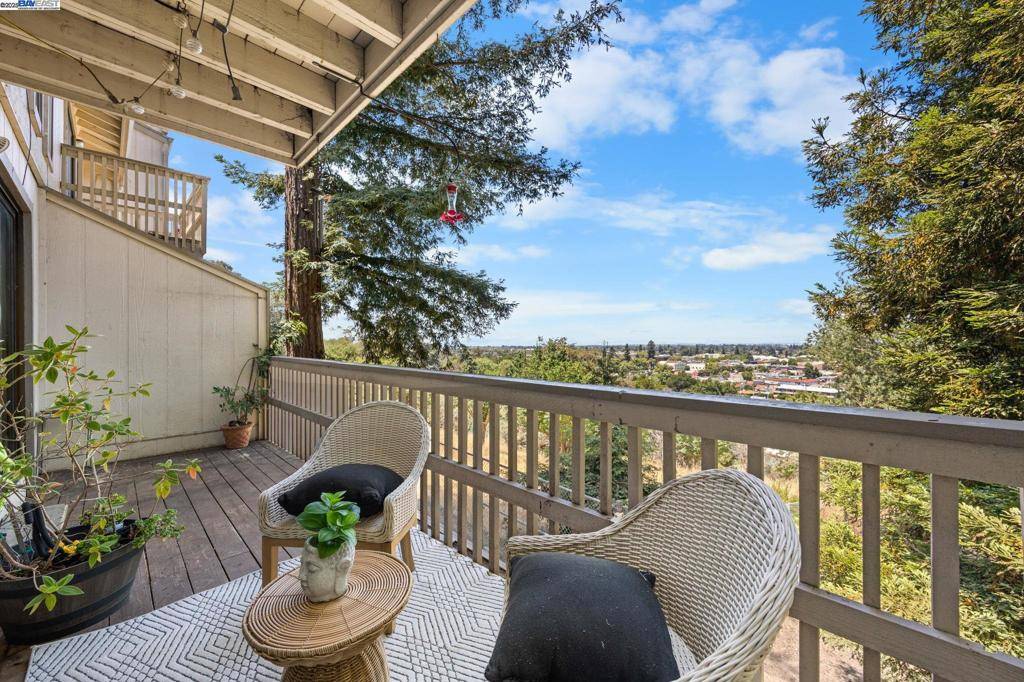 Hayward, CA 94541,1112 Holmes Way