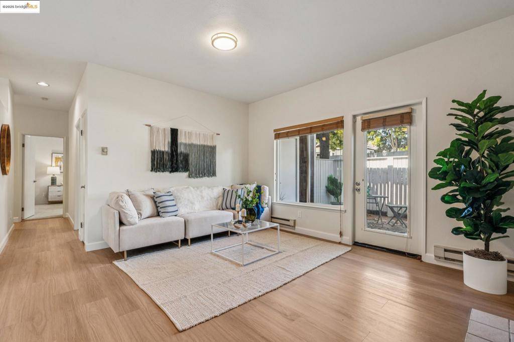 Richmond, CA 94804,227 Marina Lakes Dr