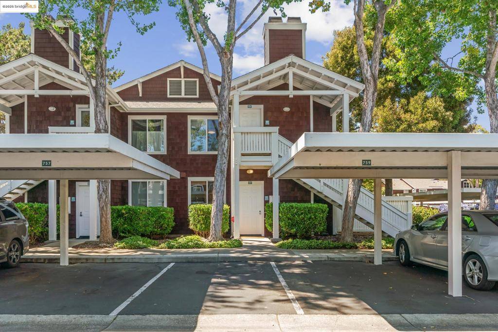 Richmond, CA 94804,227 Marina Lakes Dr