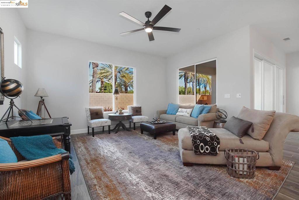 Brentwood, CA 94513,116 Heirloom Drive