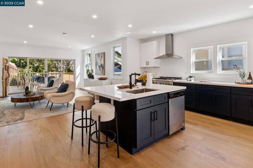 Oakland, CA 94611,4250 Terrace St
