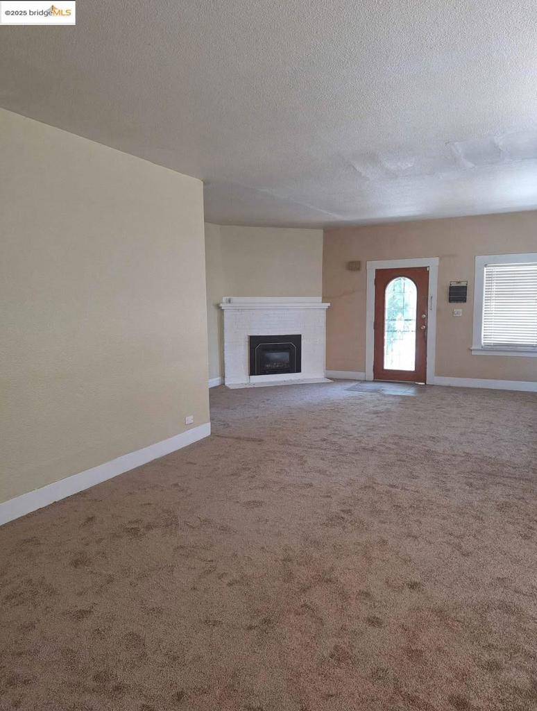 Antioch, CA 94509,619 W 6th Street