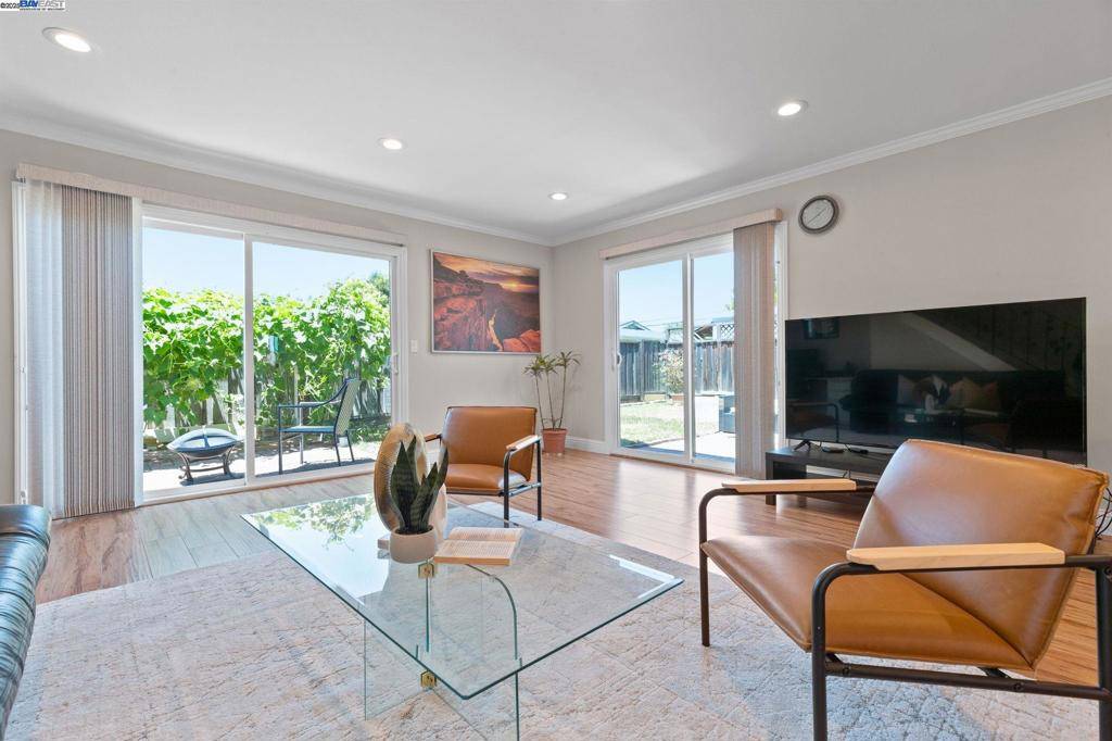 Newark, CA 94560,35421 Cleremont Dr