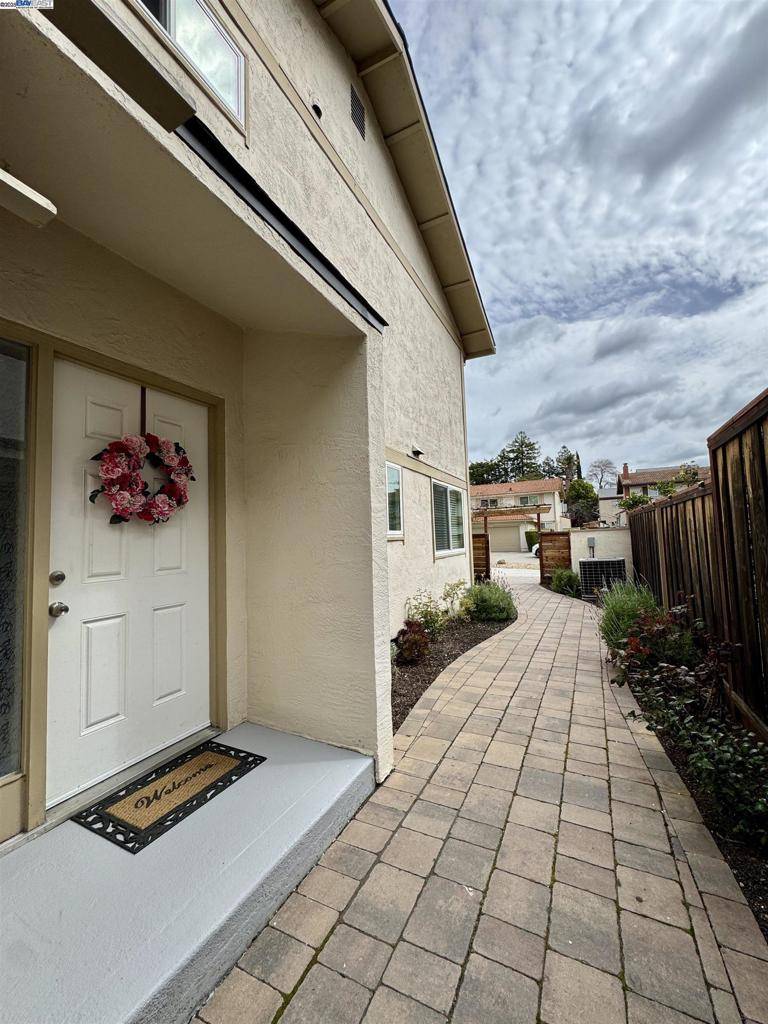 Walnut Creek, CA 94597,1145 Corrie Ln