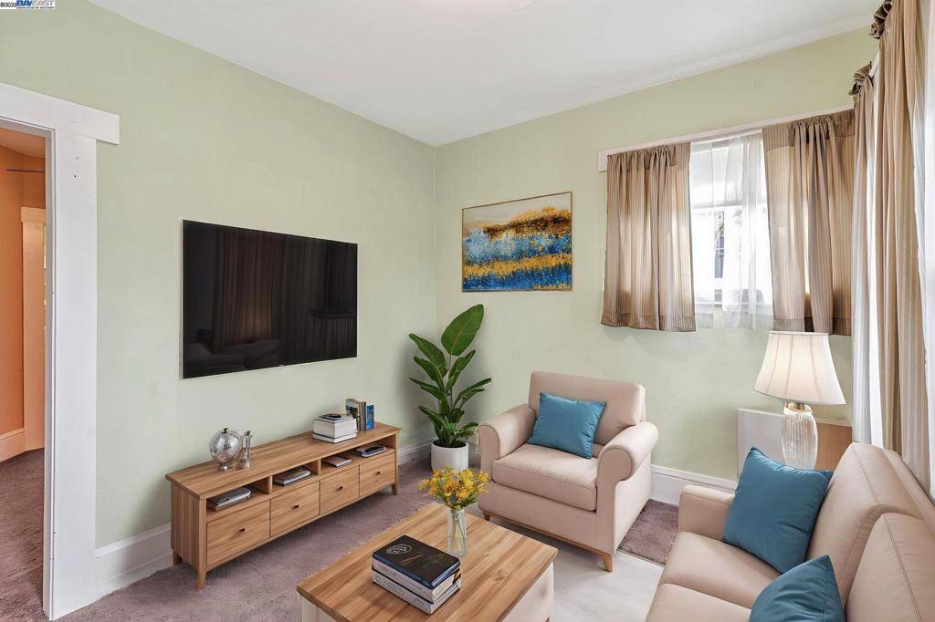 Oakland, CA 94606,1540 16th Ave