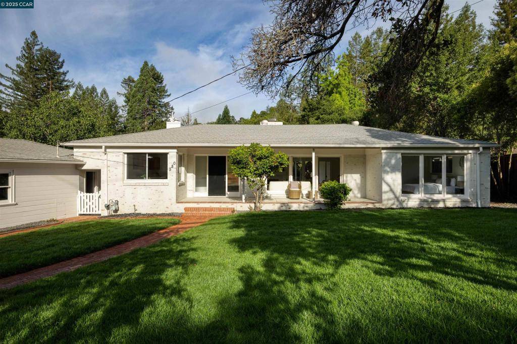 Orinda, CA 94563,580 Moraga Way