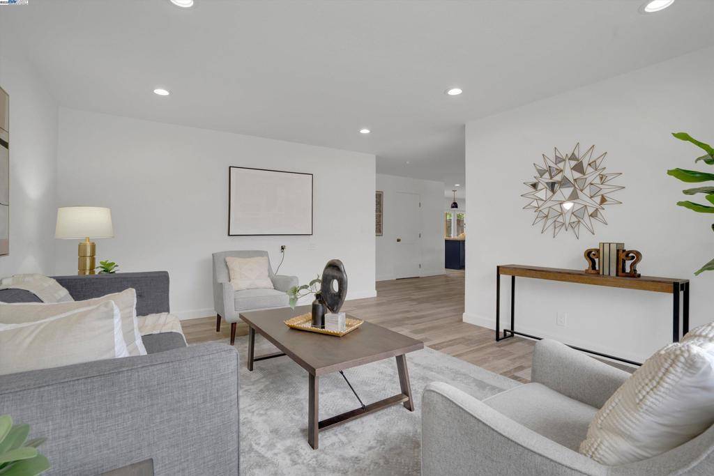 Pleasanton, CA 94588,3644 Ashwood Drive