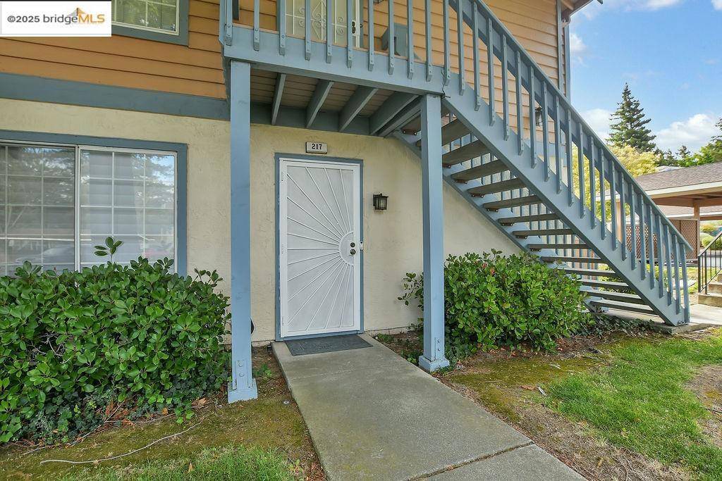 Hercules, CA 94547,217 Glenwood