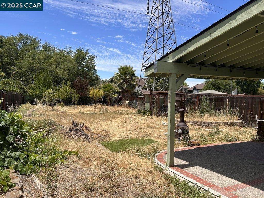 Livermore, CA 94551,734 Bellflower St