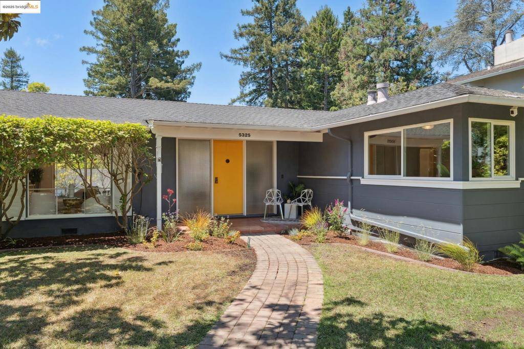 Oakland, CA 94618,5325 Harbord Dr