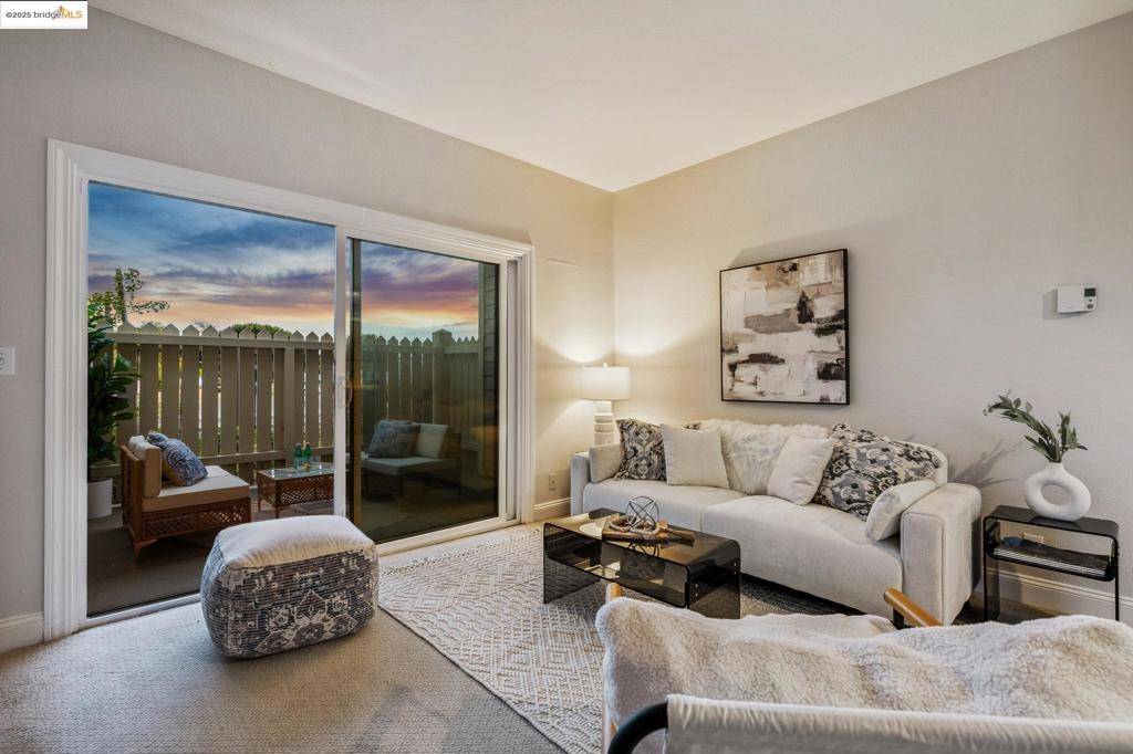 Richmond, CA 94804,215 Lakeshore Ct