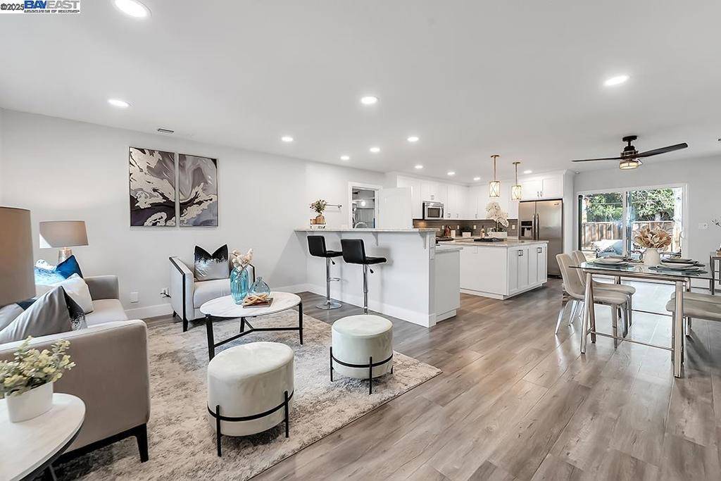 Sunnyvale, CA 94085,338 Orchard Ave