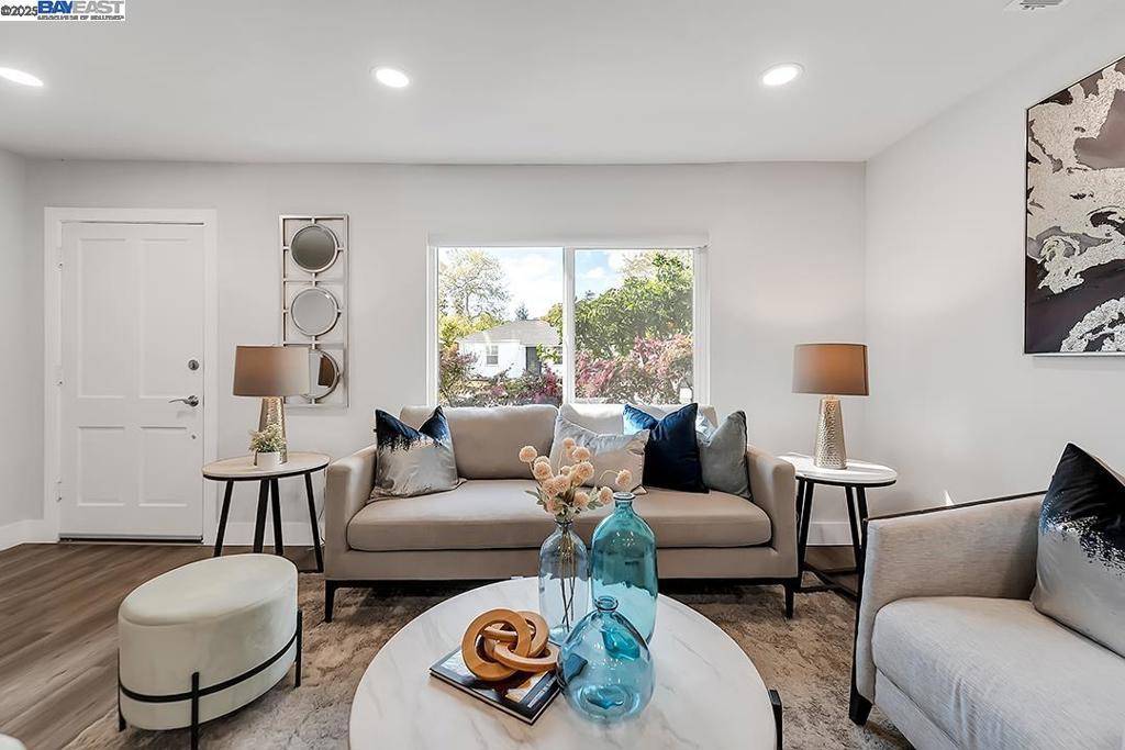 Sunnyvale, CA 94085,338 Orchard Ave