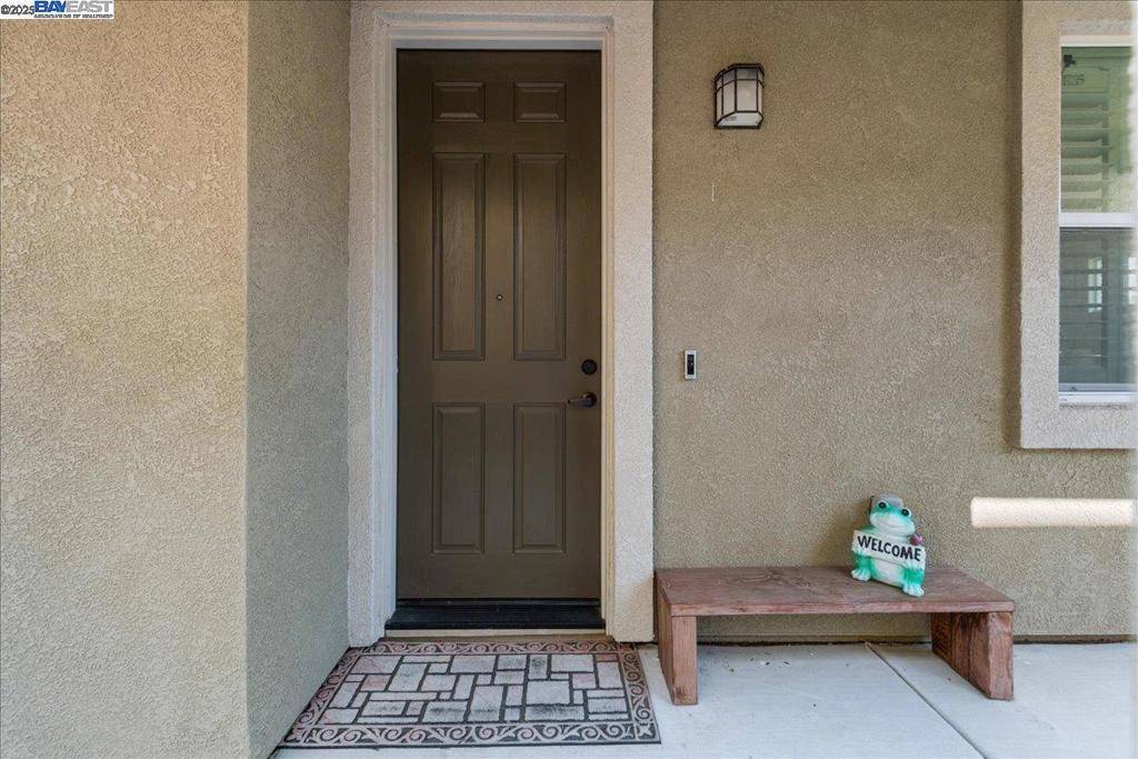 Dublin, CA 94568,4176 Healdsburg Way