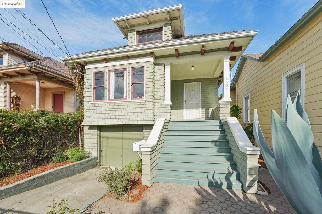 Oakland, CA 94607,2002 Chestnut St