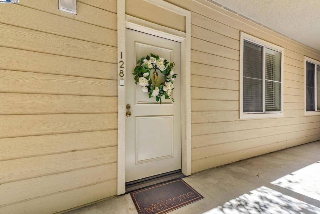 Sunnyvale, CA 94087-3772,929 E El Camino Real #128J