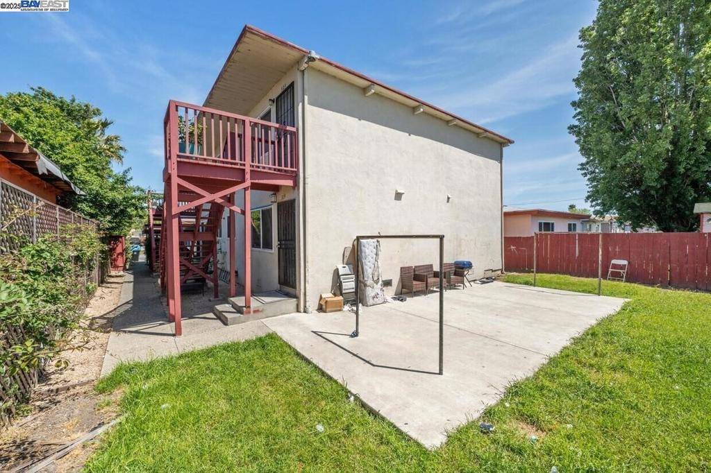 Richmond, CA 94804,317 S 26Th St