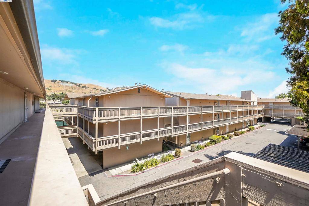Hayward, CA 94544,260 Industrial Pkwy #47