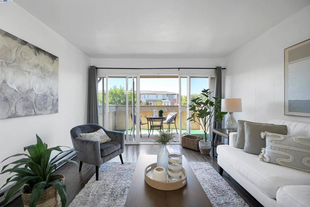 Hayward, CA 94544,260 Industrial Pkwy #47