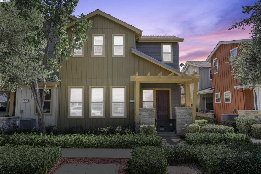 Livermore, CA 94551,253 Fennel way