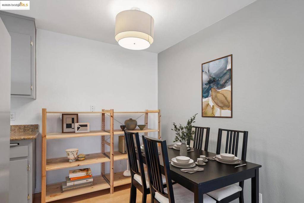 Oakland, CA 94610,360 Vernon ST #APT 205