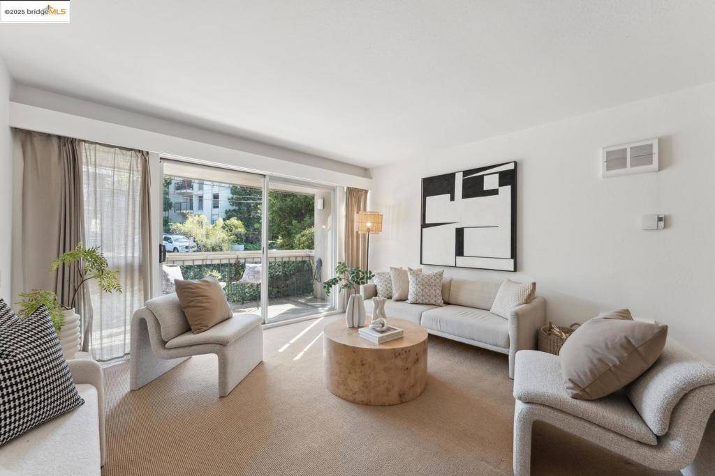 Oakland, CA 94611,323 Monte Vista Ave #103