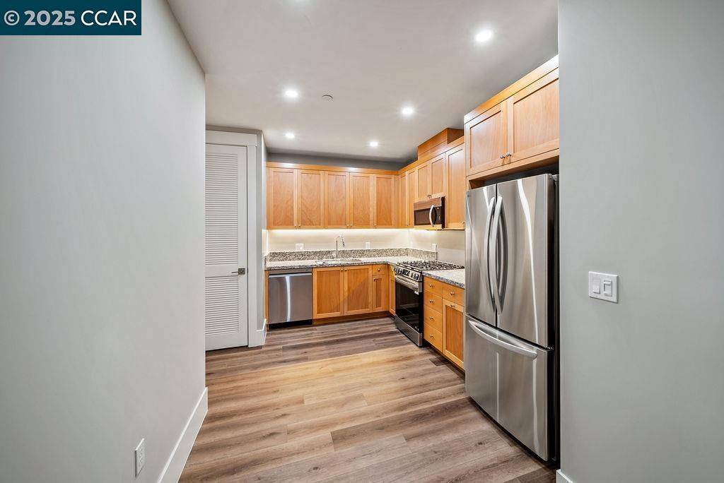 Danville, CA 94526,600 Hartz Ave #117