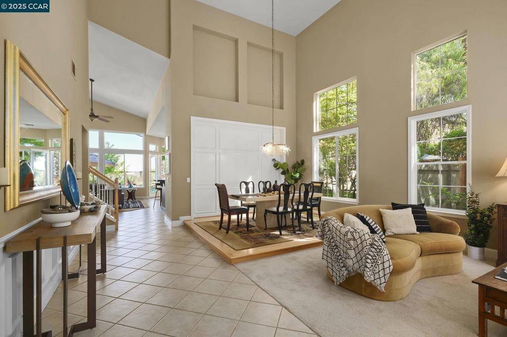Concord, CA 94521,5351 Aspenwood Ct