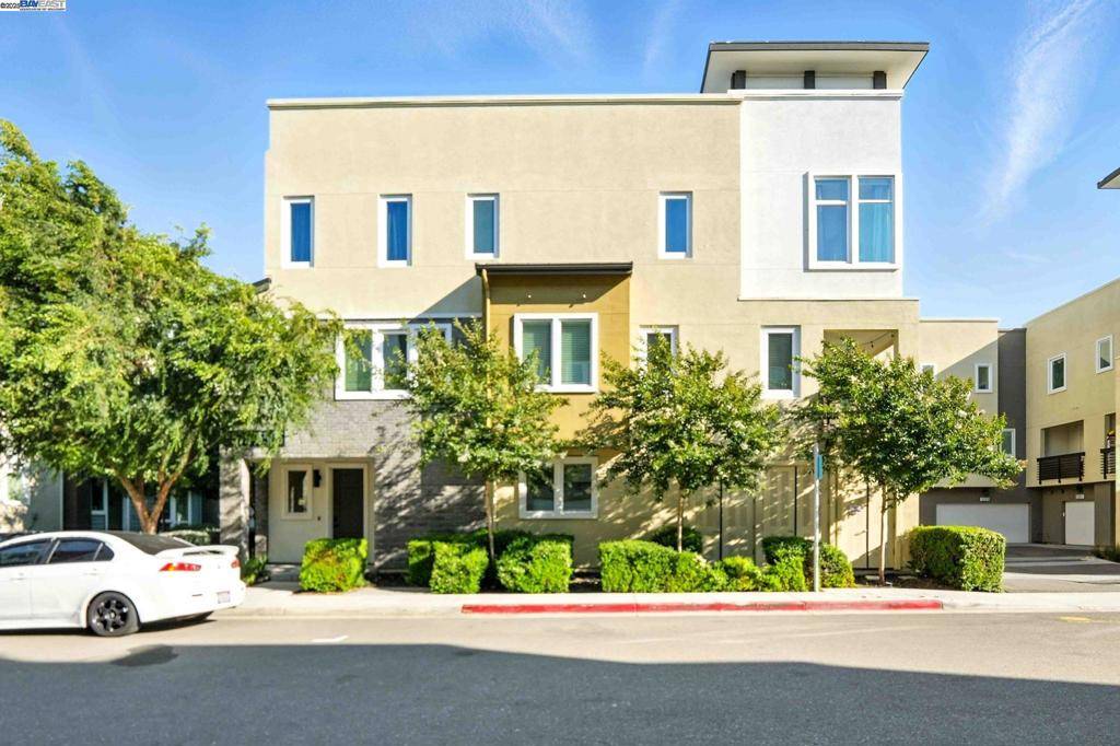 Dublin, CA 94568,5585 Apex Dr