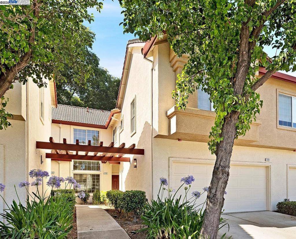 Pleasanton, CA 94588,5754 Belleza Dr