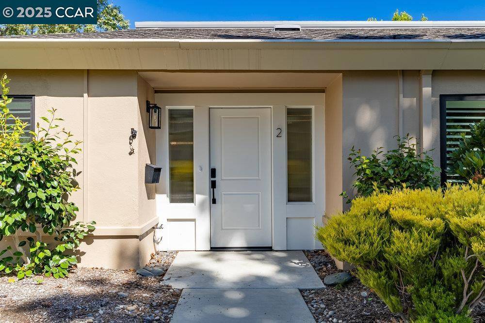 Walnut Creek, CA 94595,1517 Rockledge Ln #2