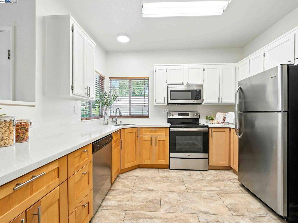 Hercules, CA 94547,273 Florence Ct