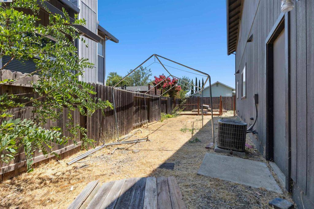 Vacaville, CA 95687,165 Audrey Place