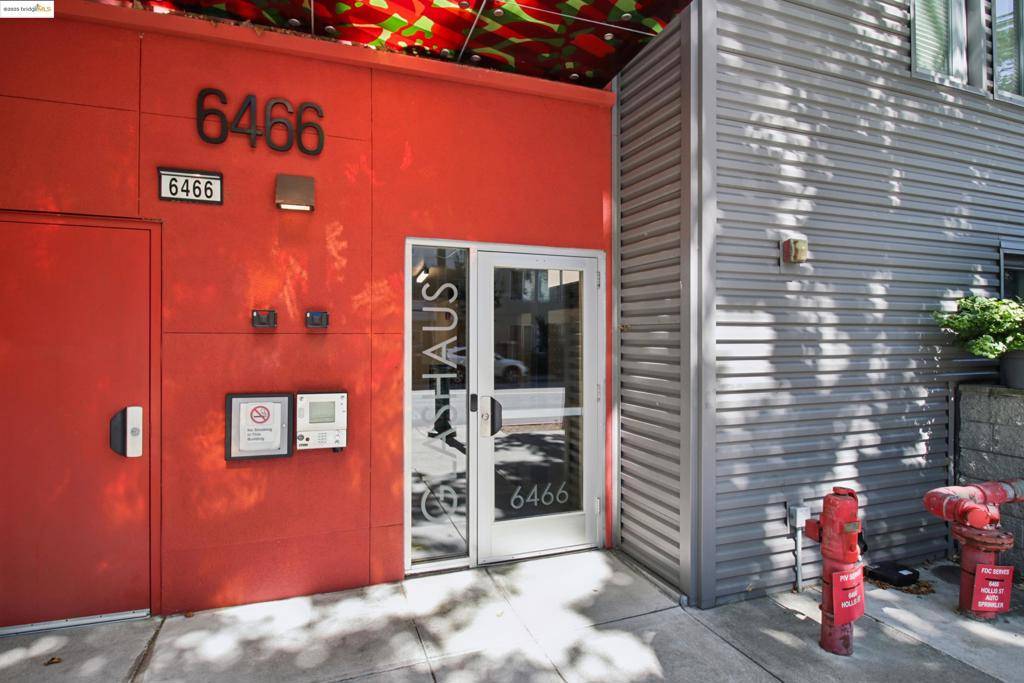 Emeryville, CA 94608,6466 Hollis St #242