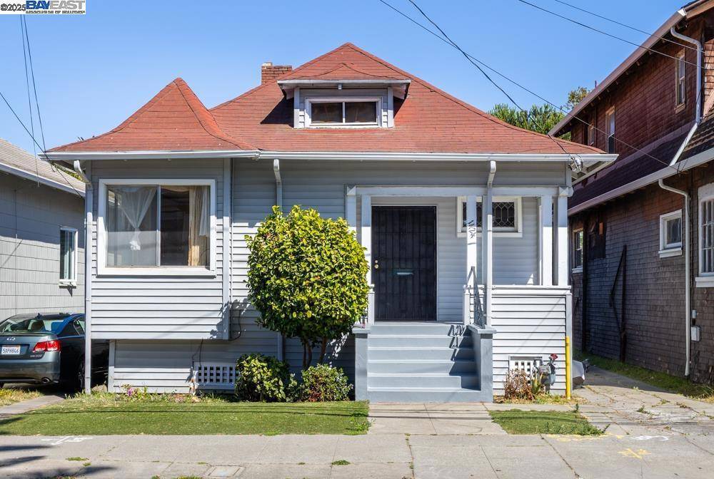 Alameda, CA 94501,1424 Walnut St