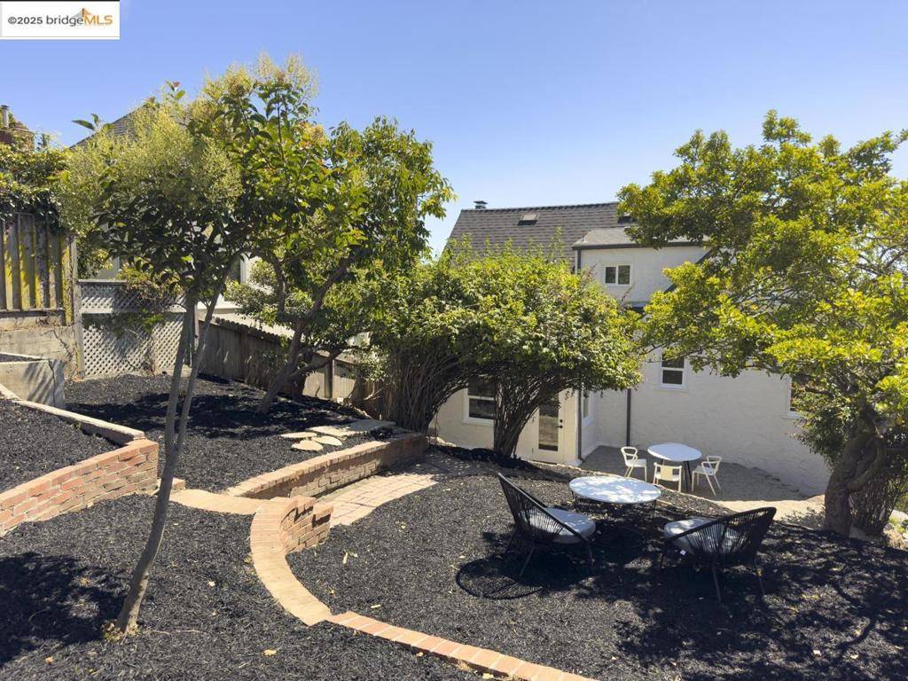 Berkeley, CA 94707,479 Kentucky Ave