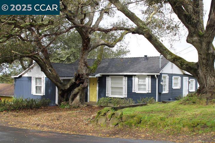 El Sobrante, CA 94803,5910 Skyline Dr