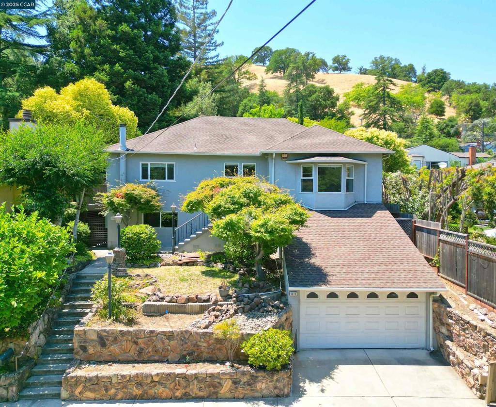 Martinez, CA 94553,3810 CANYON WAY